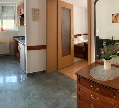 Konig Apartman Heviz Bagian luar foto