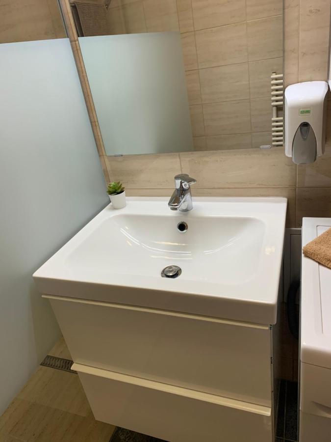 Konig Apartman Heviz Bagian luar foto