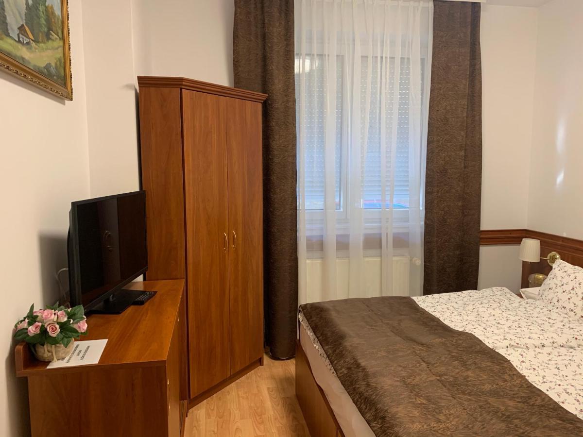 Konig Apartman Heviz Bagian luar foto