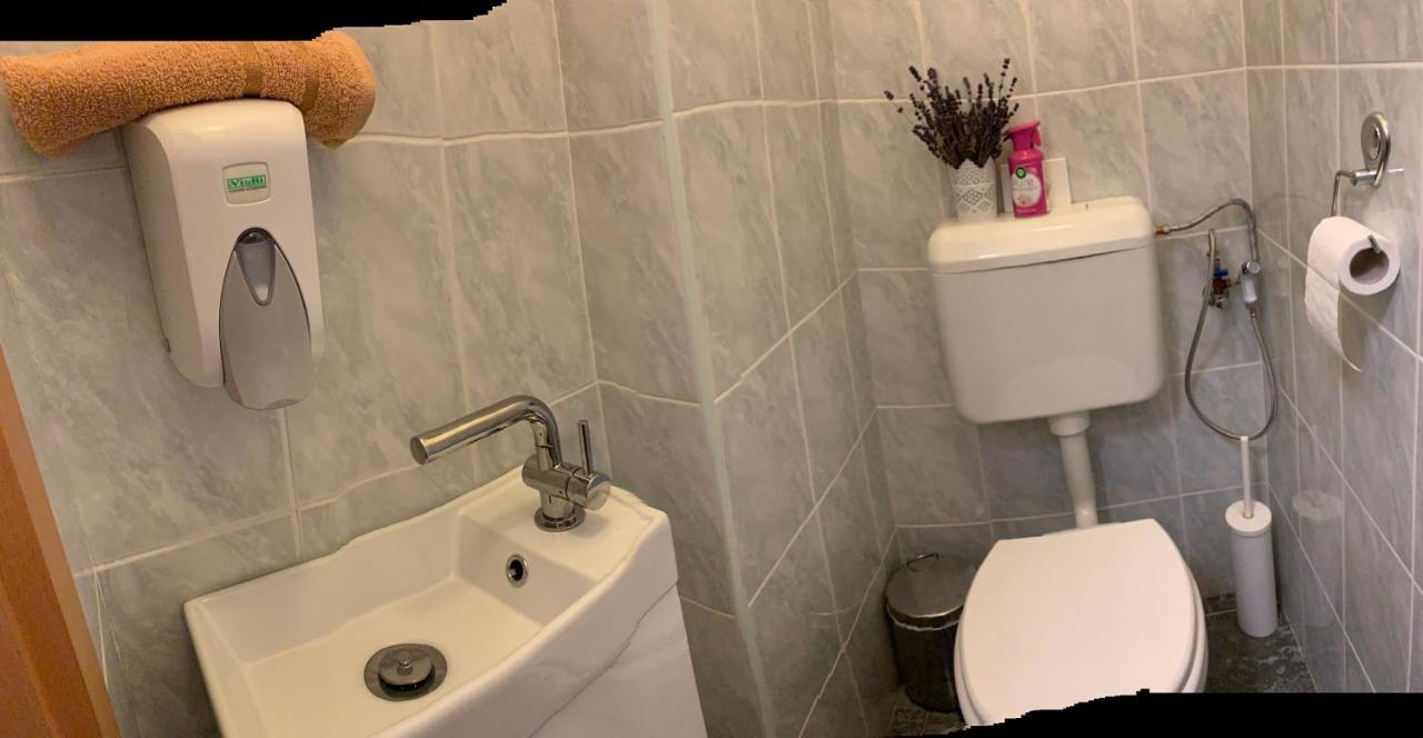 Konig Apartman Heviz Bagian luar foto