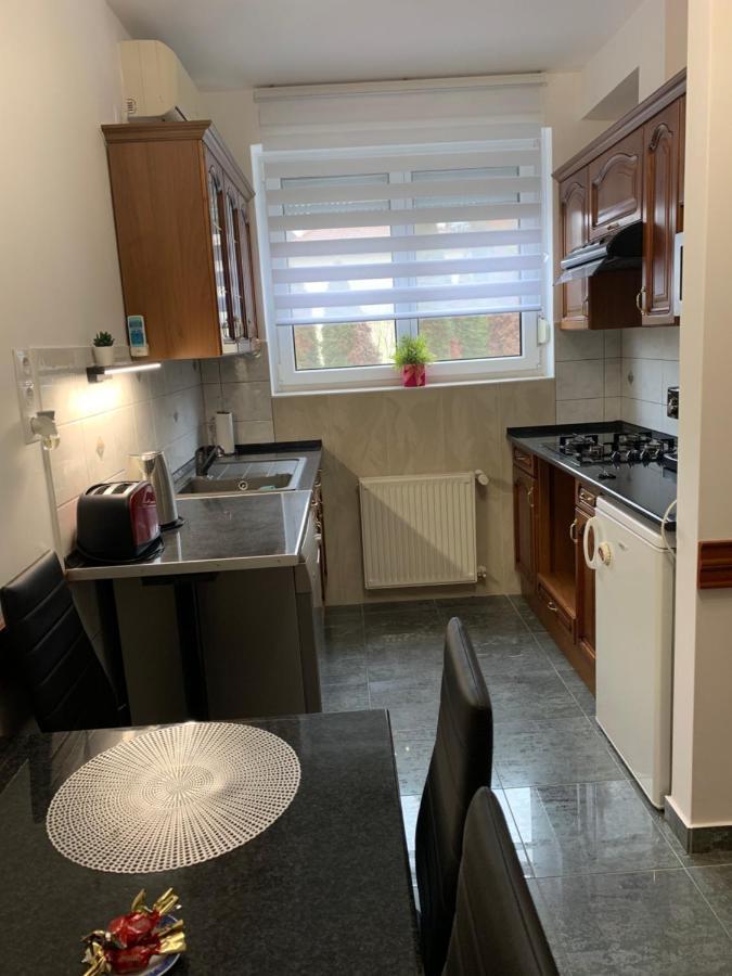 Konig Apartman Heviz Bagian luar foto